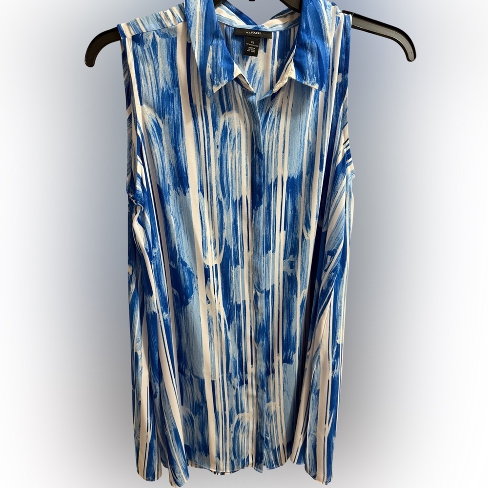 Alfani XL Blue White Abstract Sleeveless Blouse Tunic Top Flowy